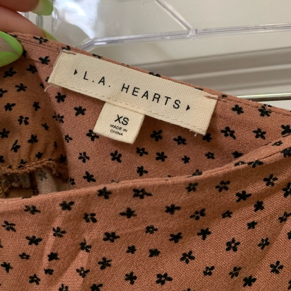 LA Hearts tan mini skirt with black pattern - Picture 4 of 6